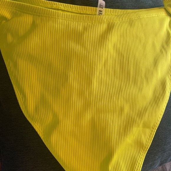 Lime green plus size swimming bottoms - Picture 2 of 3